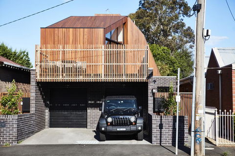 3-Bed House With Rooftop And Parking Near Yarra Park - Accommodation Brisbane 1