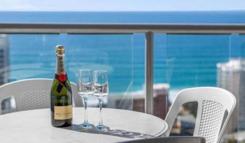 5 Star Resort Gorgeous 2Bd 2Bth Mins To Beach - Accommodation Brisbane 2
