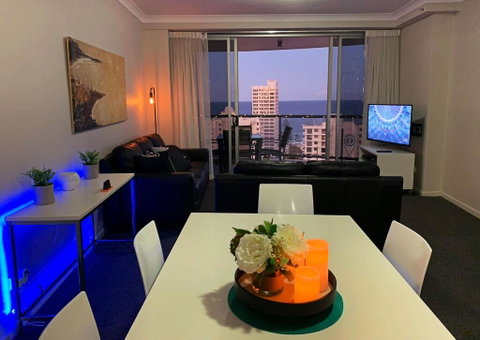 5 Star Resort Gorgeous 2Bd 2Bth Mins To Beach - Accommodation Brisbane 1