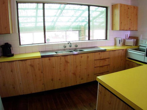 74 Ocean Parade - Accommodation Brisbane 1