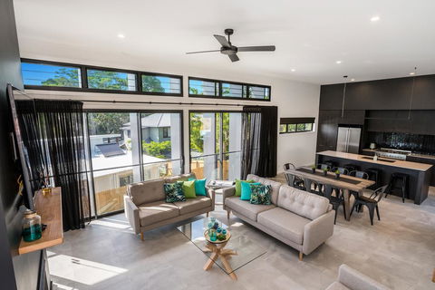 A PERFECT STAY - Wollumbin Haus Byron - Accommodation Brisbane 3