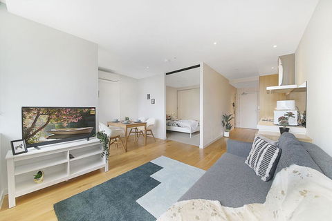A Spacious & Modern Home Next To Southern Cross - Accommodation Brisbane 2