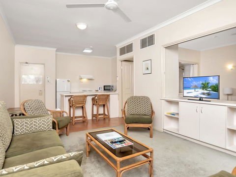 A Taste Of The Tropics - Accommodation Brisbane 1