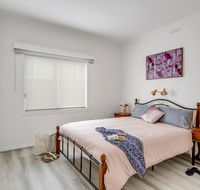 A Wave From It All - Accommodation Brisbane