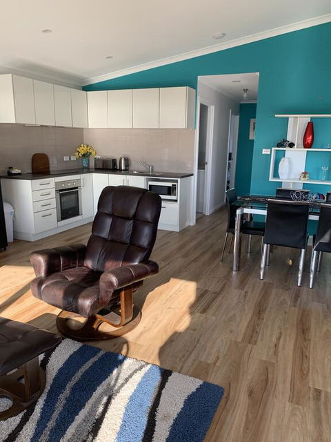 A1ViewBicheno Appartment - Accommodation Brisbane 0
