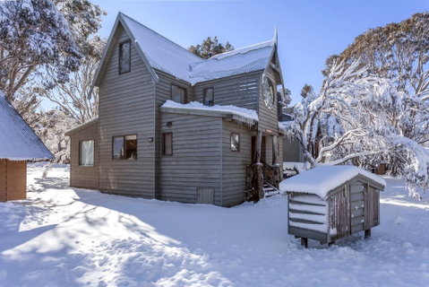 Aaragon - Accommodation Brisbane 0