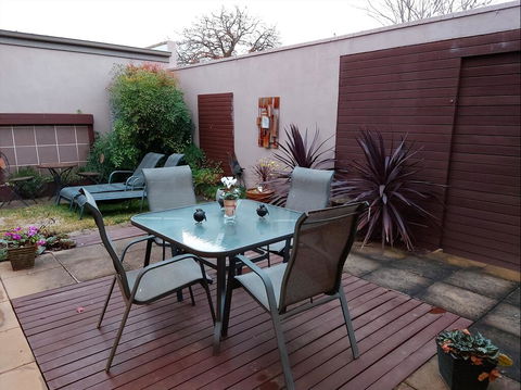 About Time Retreats- Studio Seven - Accommodation Brisbane 2
