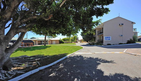 Abrolhos Reef Lodge - Accommodation Brisbane 2