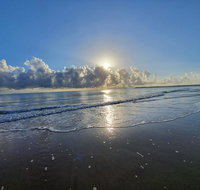 ABSOLUTE BEACH FRONT MACKAY - Comfort Resort Blue Pacific - Accommodation Brisbane