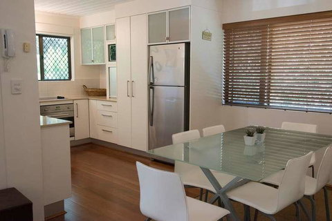 Absolute Beachfront - Mooloolaba - Accommodation Brisbane 1