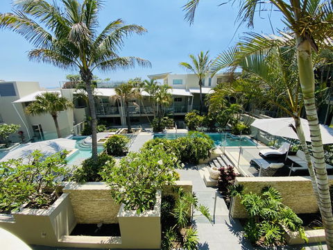 Absolute Beachfront Cabarita Beach - 2 Bed With Pool Views - Accommodation Brisbane 0