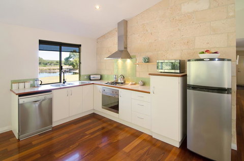 Acacia Chalets Margaret River - Accommodation Brisbane 2