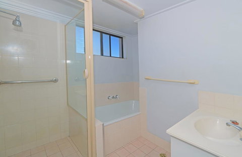Acacia Holiday Apartment - Accommodation Brisbane 2