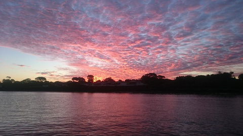 Acclaim Rose Gardens Beachside Holiday Park - Accommodation Brisbane 0