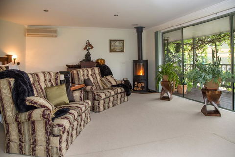 Acheron Acres Riverside - Accommodation Brisbane 0