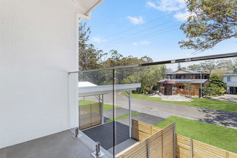 Achilles Street, 1/6 - Accommodation Brisbane 2
