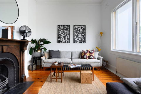 ADDERLEY A Striking 1880s Remodeled Victorian - Accommodation Brisbane 2