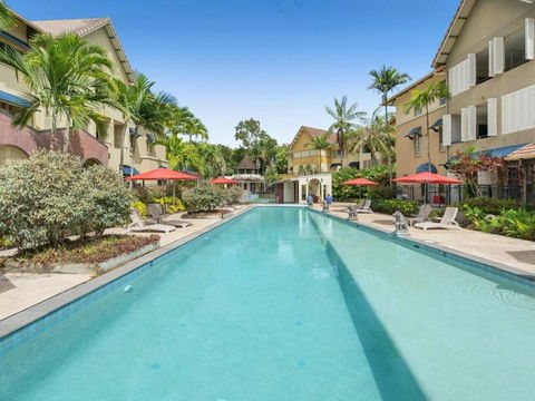 Discover A Lush Poolside Stay At The Lakes Resort - Accommodation Brisbane 0