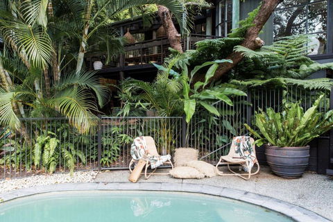 Dukes Beach House - Accommodation Brisbane 0