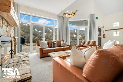 Eagle Oak Chalet - Accommodation Brisbane 2