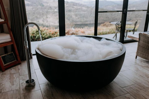 Eagle View Escape - Accommodation Brisbane 2