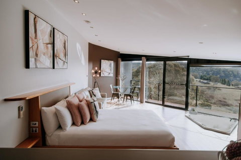 Eagle View Escape - Accommodation Brisbane 3