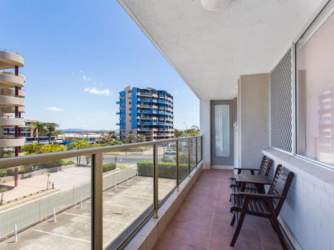 Ebbtide 6 - Accommodation Brisbane 4