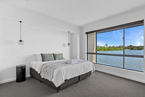 Edgewater On Irvine - Accommodation Brisbane 4