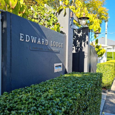 Edward Lodge New Fam - Accommodation Brisbane 0