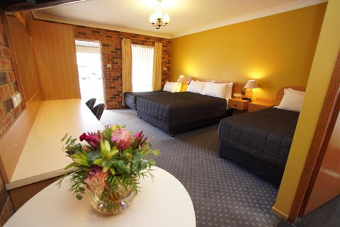 Exies Bagtown - Accommodation Brisbane 3