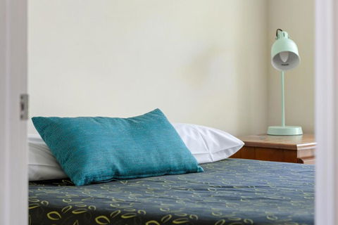 Emerald Motel Apartments - Accommodation Brisbane 4