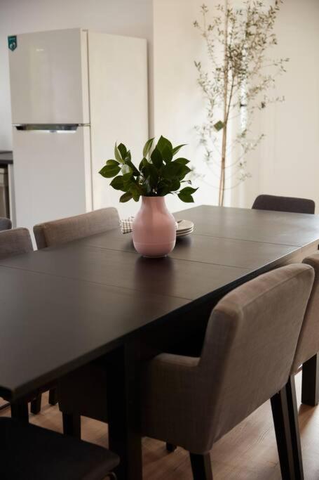 Enjoy A Renovated Retreat With Outdoor Bath - Accommodation Brisbane 4