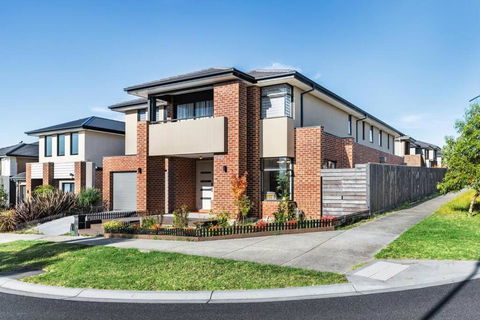 Entire Luxury House In Wantirna South - Accommodation Brisbane 0