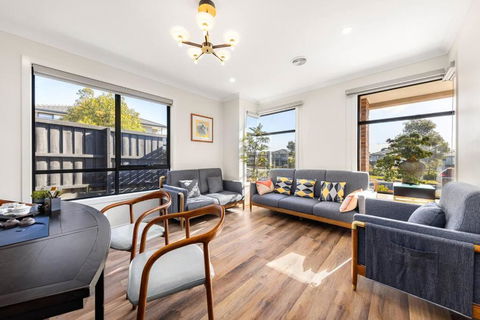 Entire Luxury House In Wantirna South - Accommodation Brisbane 3