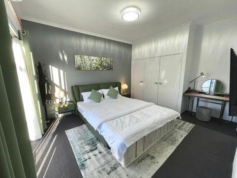 Equitice Spring Moonlight Villa - Accommodation Brisbane 4