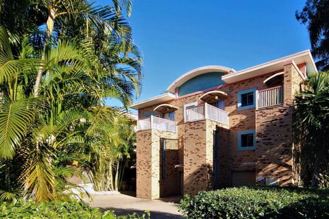 Experience More So Local - Accommodation Brisbane 3