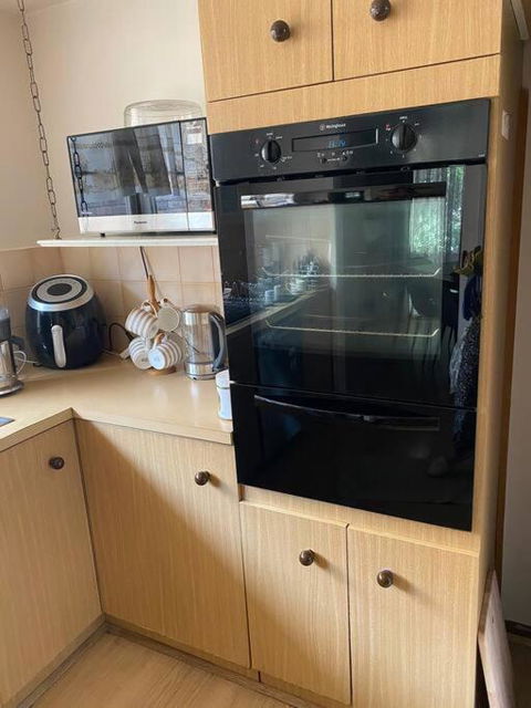 Family Home- Close To Knox City & Dandenong Ranges - Accommodation Brisbane 1