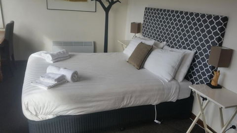 Fish Creek Hotel - Accommodation Brisbane 4
