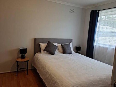 Four Bedroom House With Free Parking On Site - Accommodation Brisbane 1