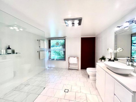 French Provincial The Garden Suite At Chapmans Incl Breakfast & Golf - Accommodation Brisbane 1