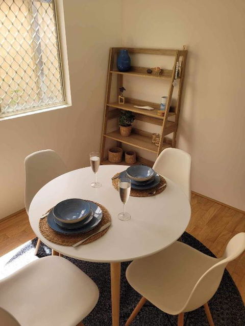 G&R Beach Cottage - Accommodation Brisbane 3