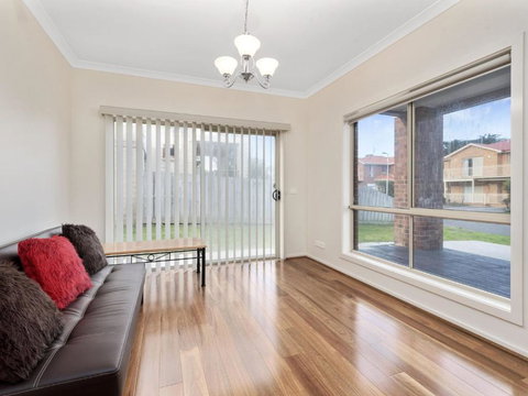 Gloria June - Accommodation Brisbane 4