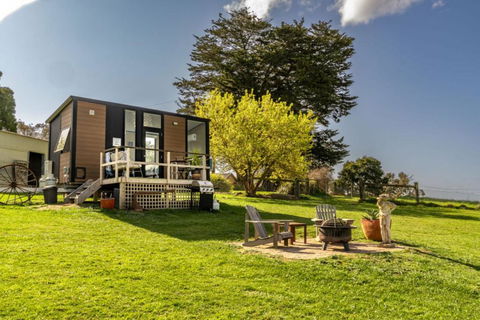 Gold Meadows By Tiny Away - Accommodation Brisbane 1