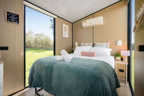 Gold Meadows By Tiny Away - Accommodation Brisbane 2