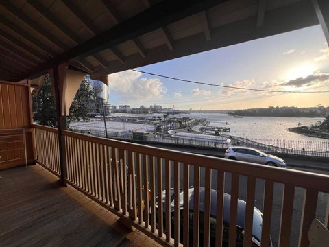 Golden Dream - Accommodation Brisbane 2