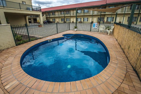 Golden Guitar Motor Inn - Accommodation Brisbane 4