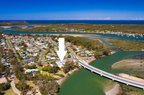 H2O Holiday Apartments - Unit 4 - Accommodation Brisbane 3