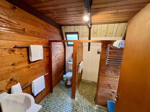 Hakea At Porongurup Chalets - Accommodation Brisbane 3