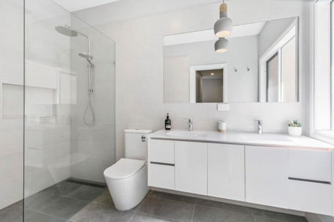 HALE KUPA Rye Beach House Spa Table Tennis - Accommodation Brisbane 3