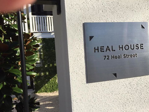 Heal House - Accommodation Brisbane 2